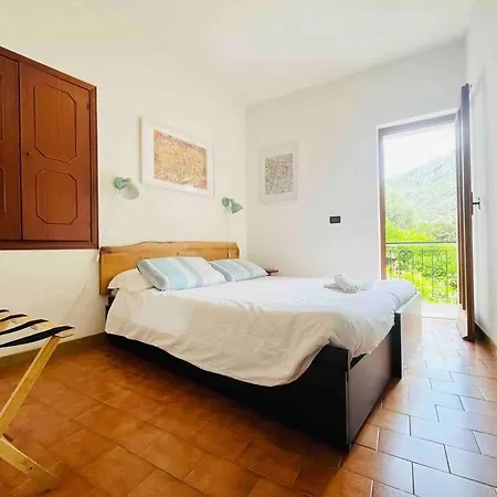 Bright Finalborgo Apartment Finale Ligure Exterior photo