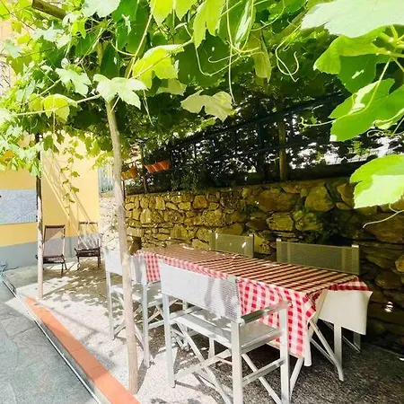 Bright Finalborgo Apartment Finale Ligure Exterior photo