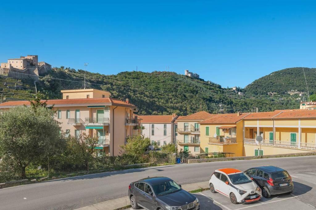 Apartment Bright Finalborgo *